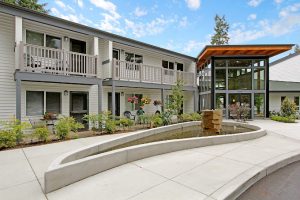 Evergreen Court Apartments Exterior View
